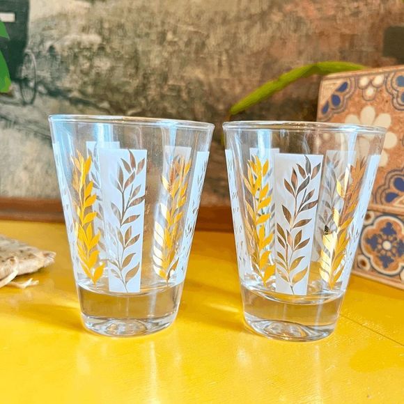 Culver Glass Shot Glasses Set of Two - Picture 2 of 5